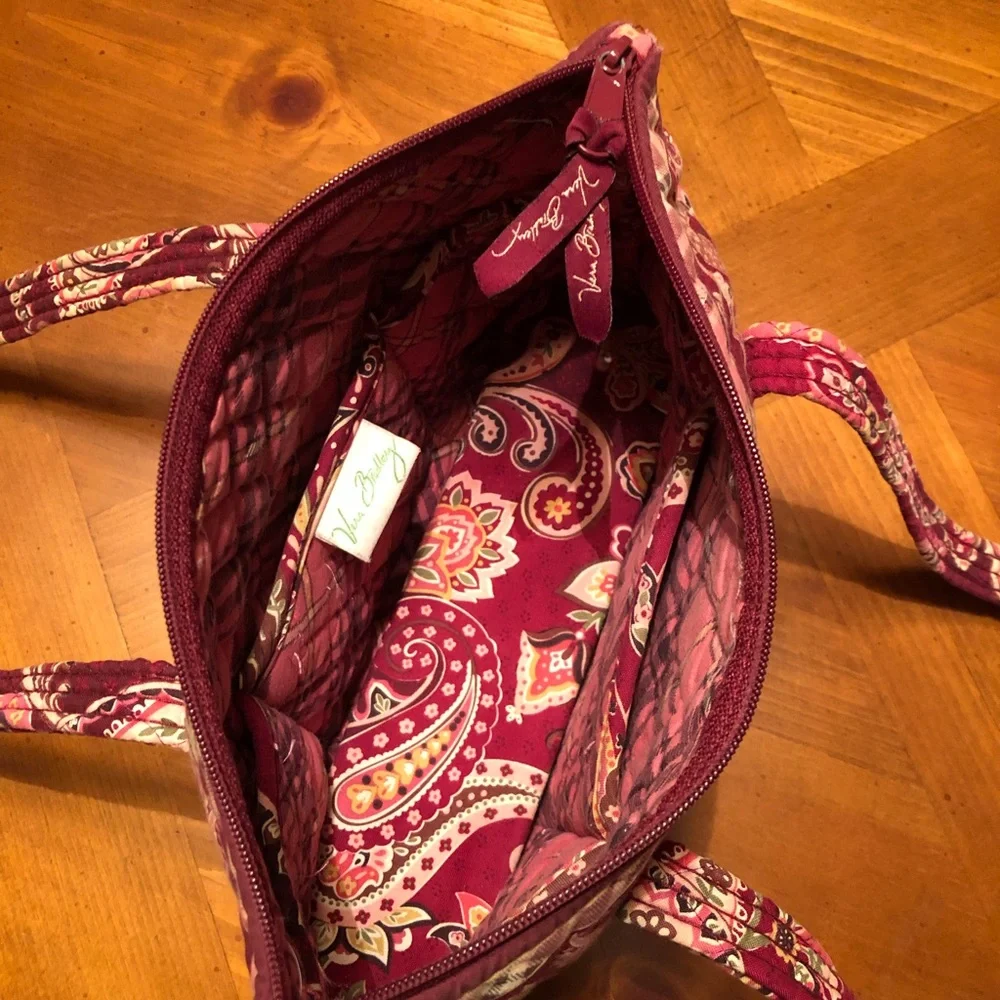 VERA BRADLEY RASPBERRY PAISLEY TOTE - Picture 4 of 4